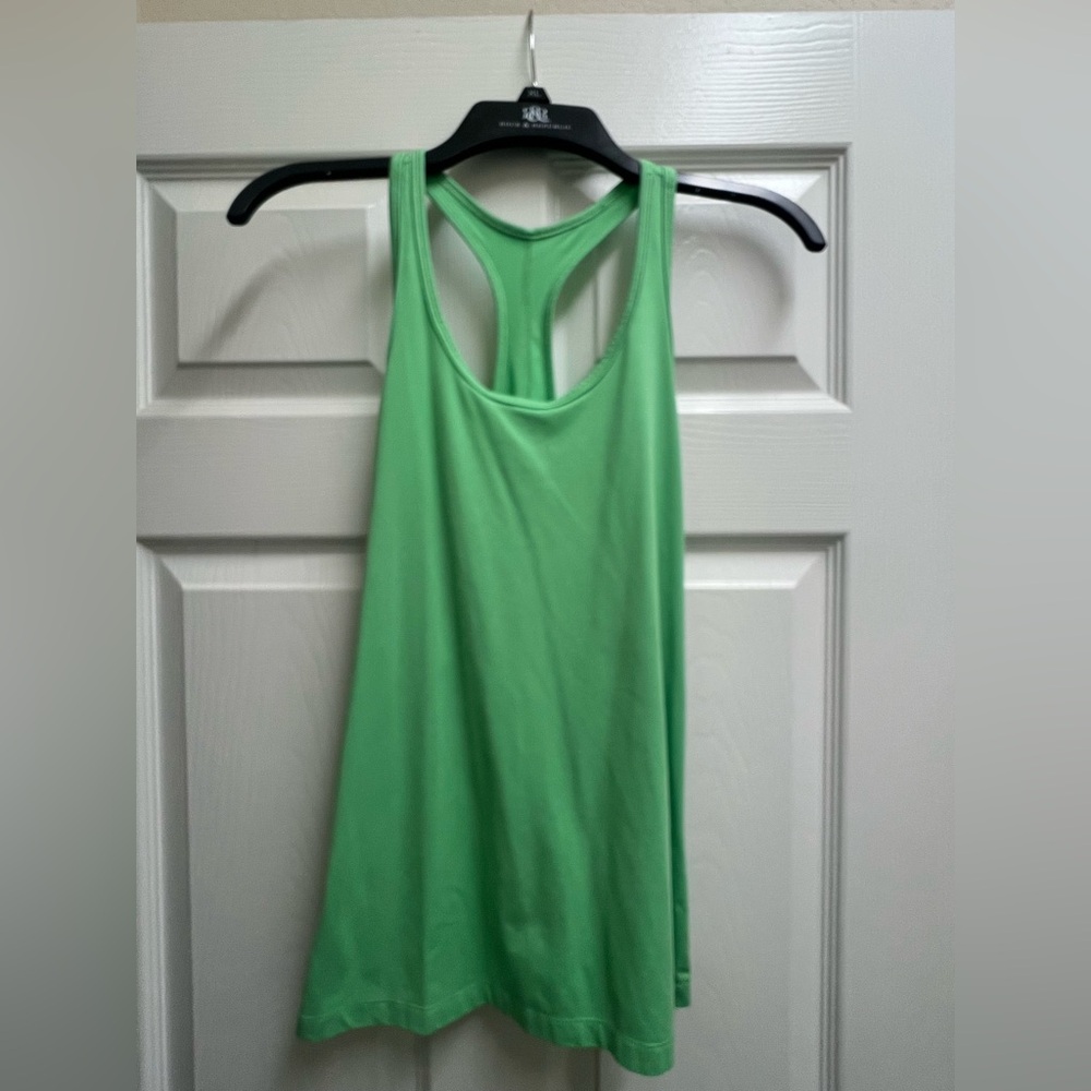 Medium dri fit Nike tank